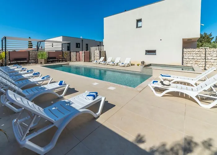 Pinna Residence - Supin